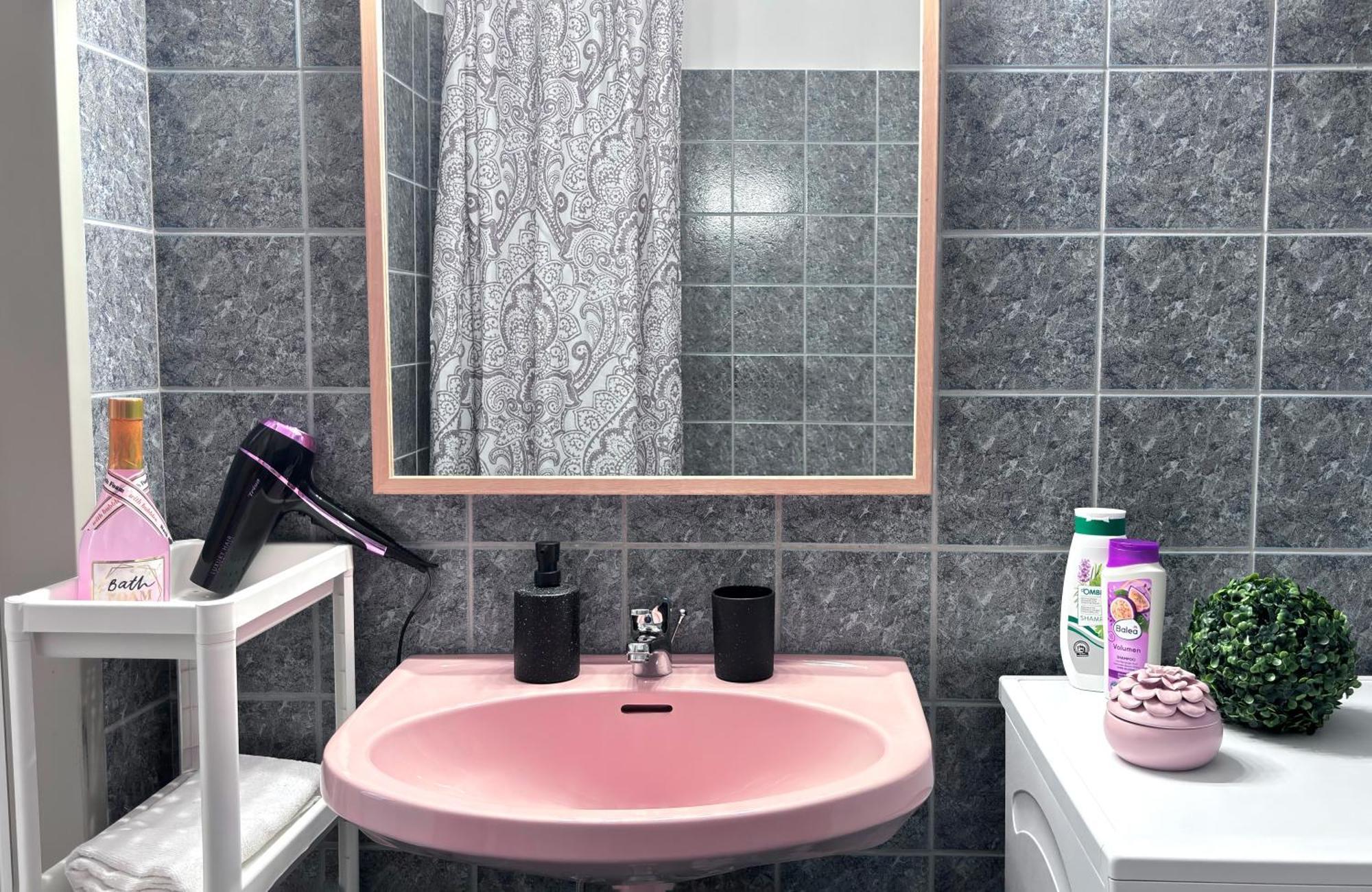 Big And Comfortable Mariahilfer Apartment ウィーン エクステリア 写真
